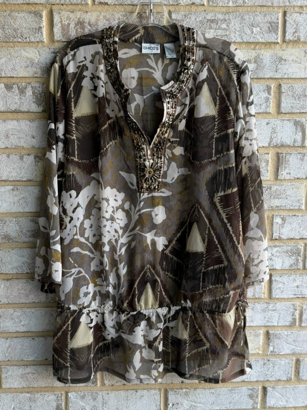 Chico's 3/4 Sleeve Beaded V-Neck Floral/Abstract Sheer Tunic Blouse Size 3 (XL)